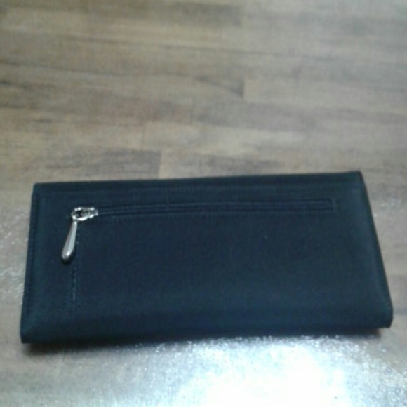 Black nylon checkbook wallet - Picture 2 of 7
